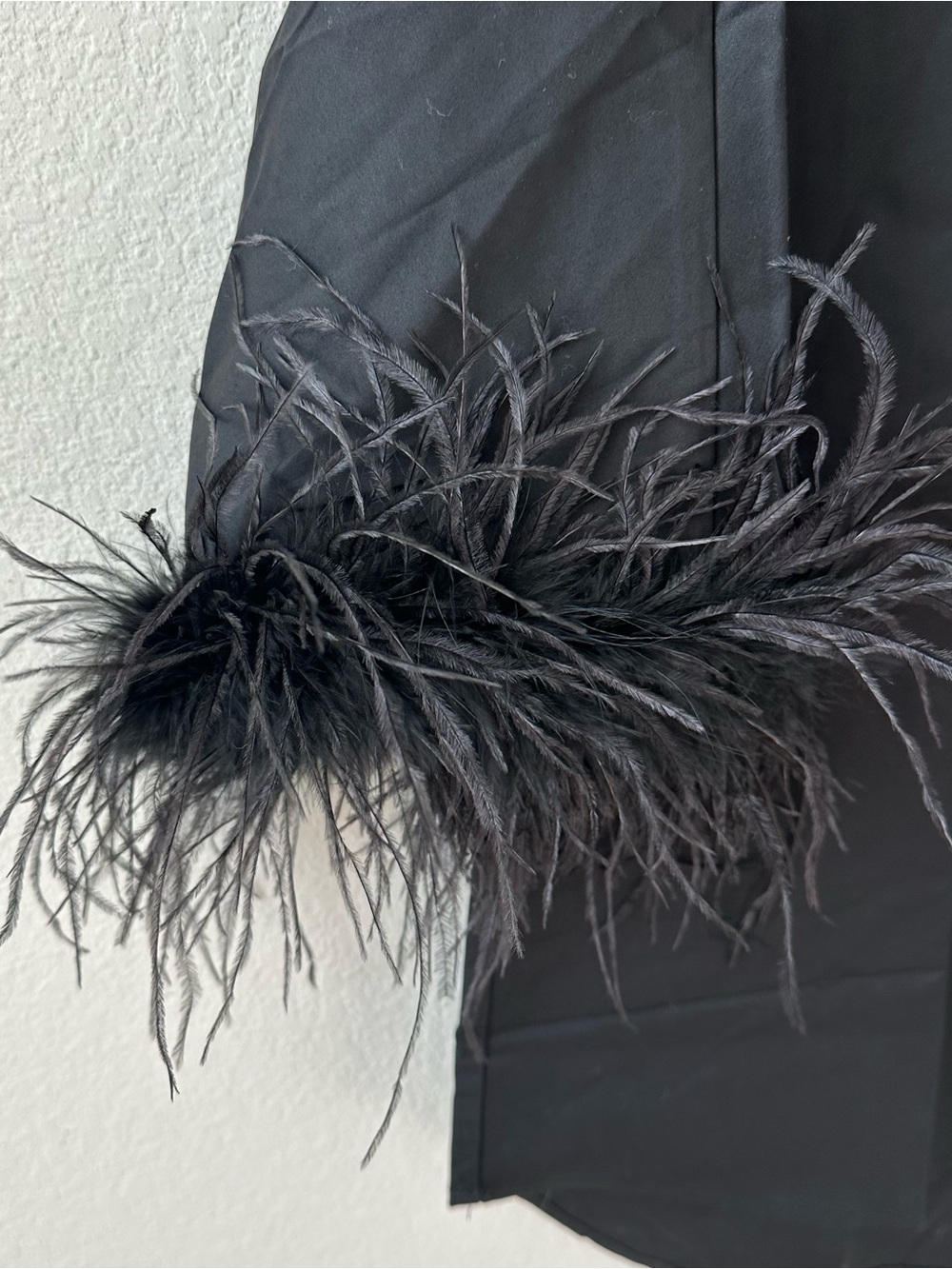 TUCKERNUCK Black Feather
Willow Blouse SZ S NWT - Picture 4 of 6